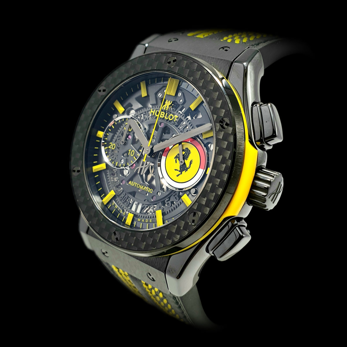 Часы hublot ferrari